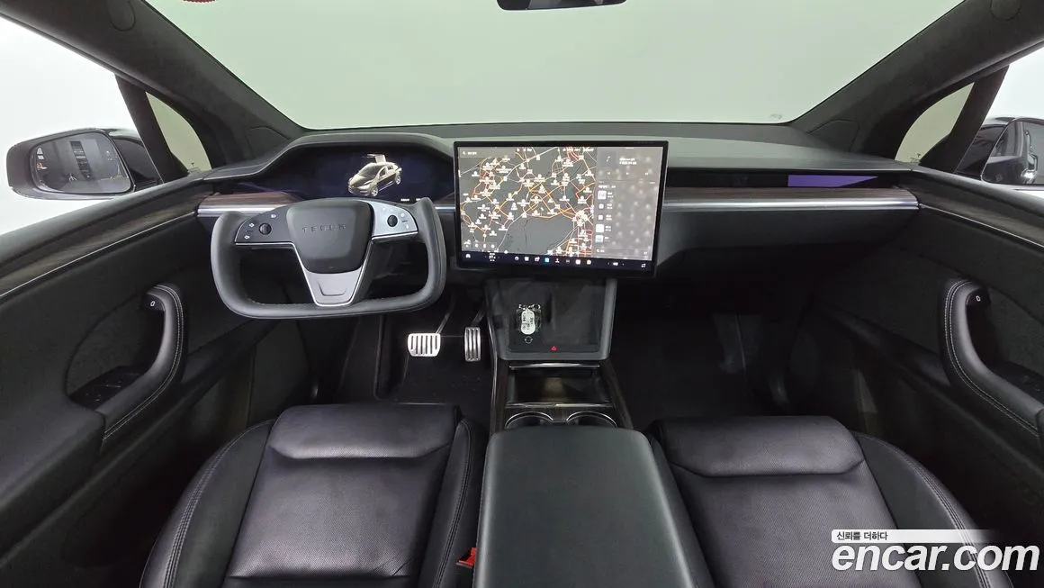 Tesla Model X — фото 7