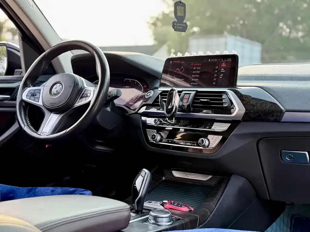 BMW X3 — фото 2
