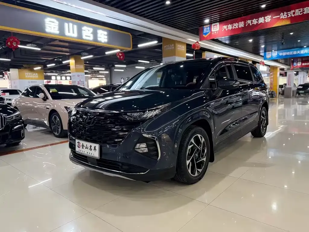 Hyundai Custo — фото 1