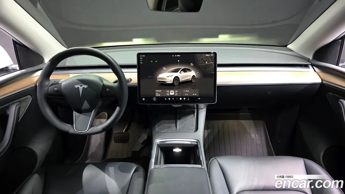 Tesla Model Y — фото 4