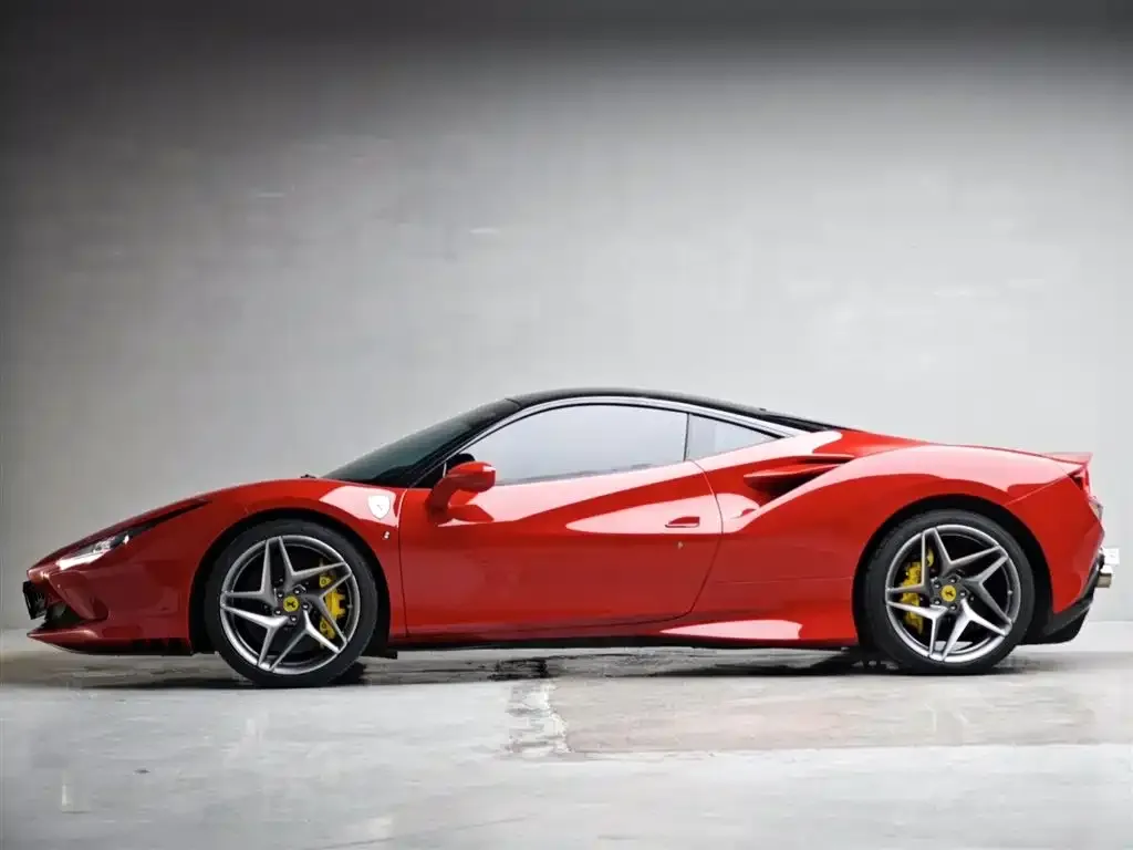 Ferrari F8 — фото 5
