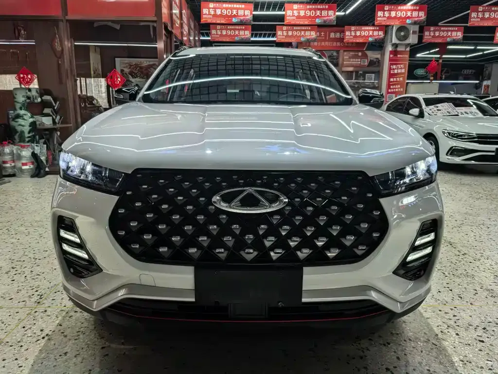 Chery Tiggo 7 — фото 10