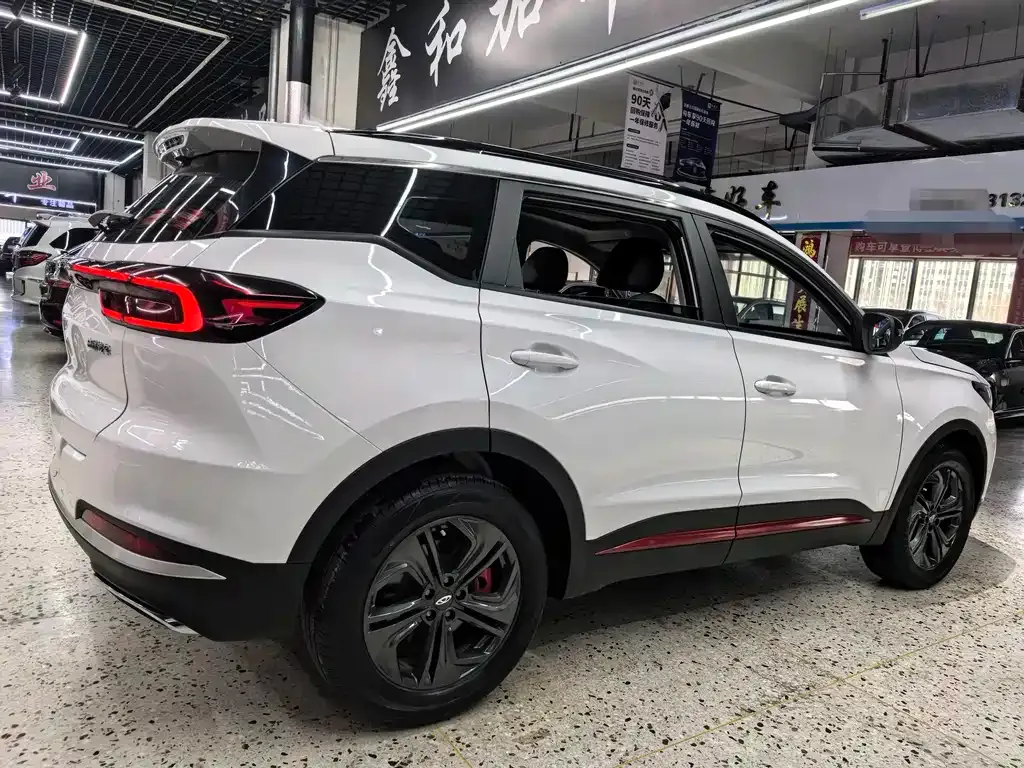 Chery Tiggo 7 — фото 6