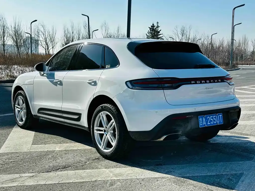 Porsche Macan — фото 8