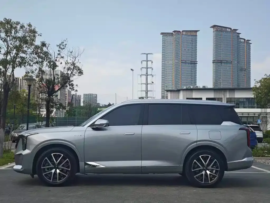 GAC Motor Trumpchi ES9 — фото 7