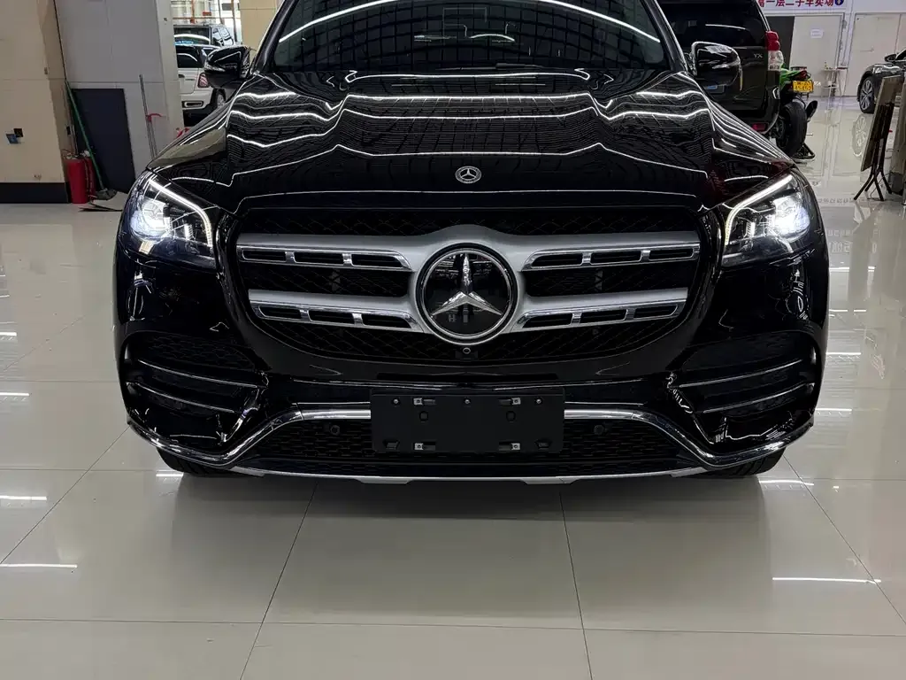 Mercedes-Benz GLS — фото 2