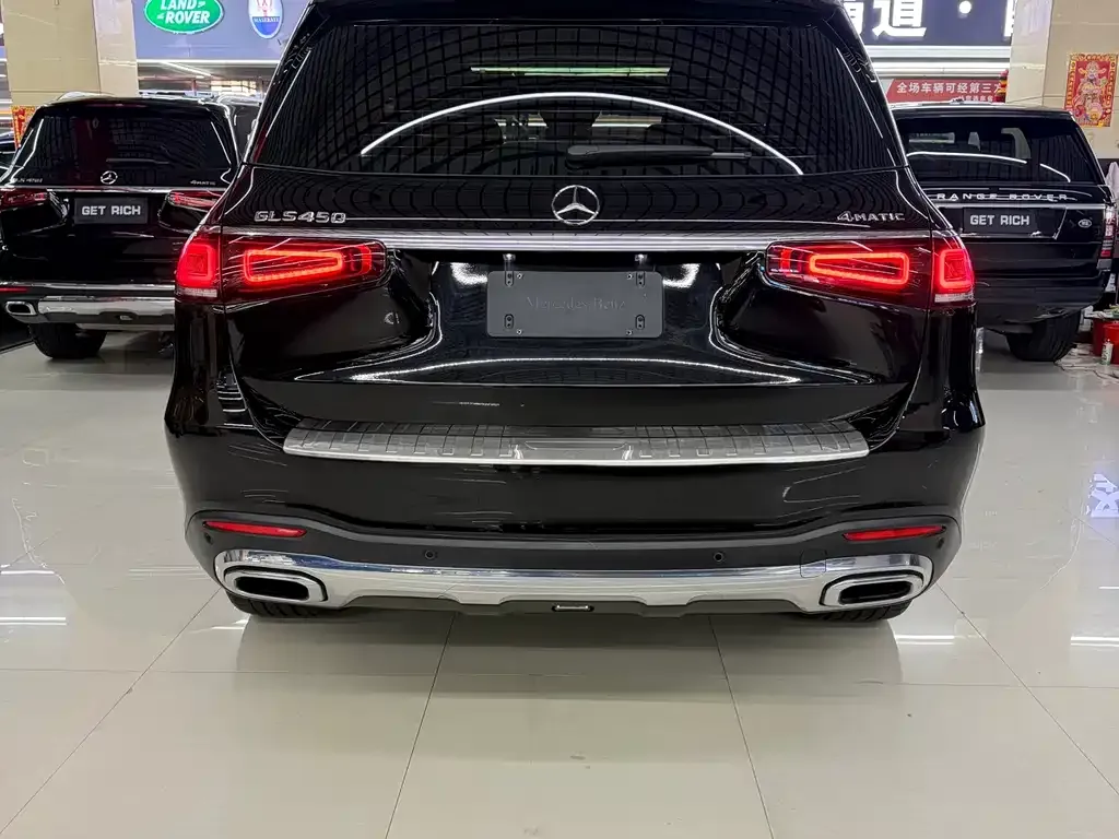 Mercedes-Benz GLS — фото 10