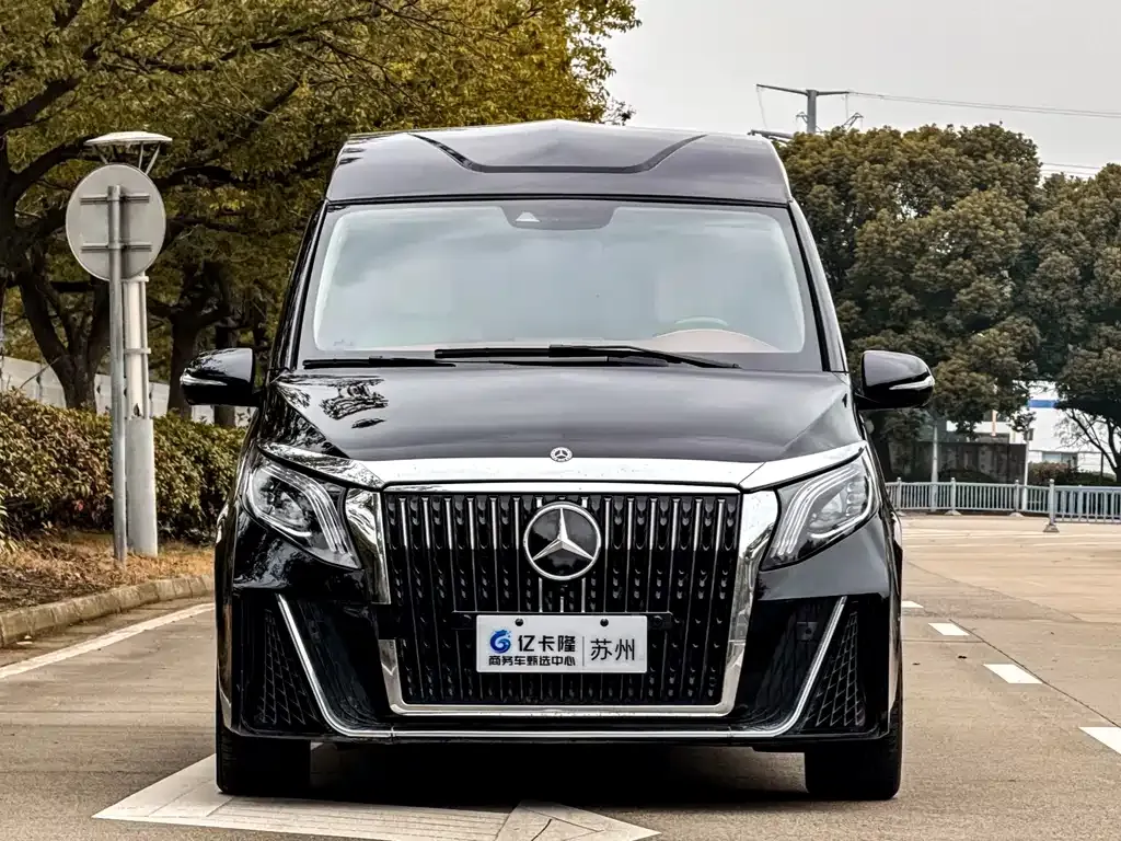 Mercedes-Benz V-Class — фото 9