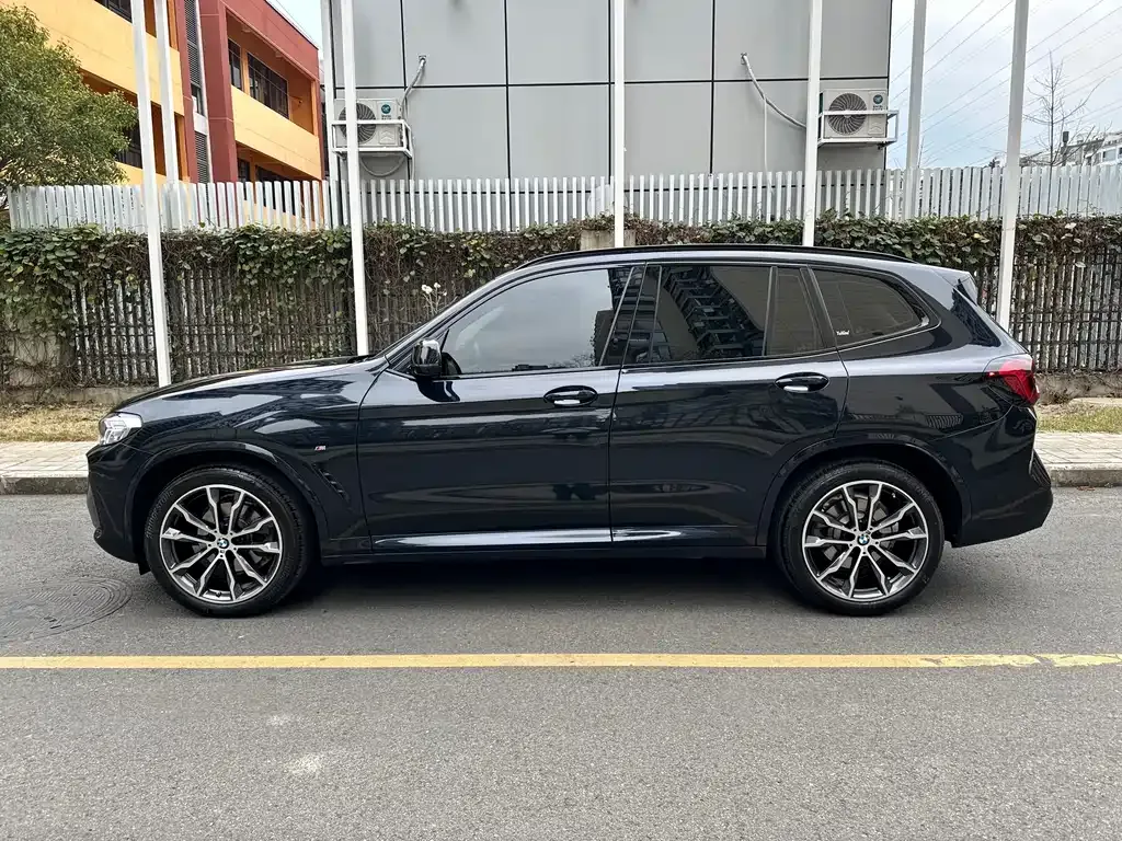 BMW X3 — фото 9