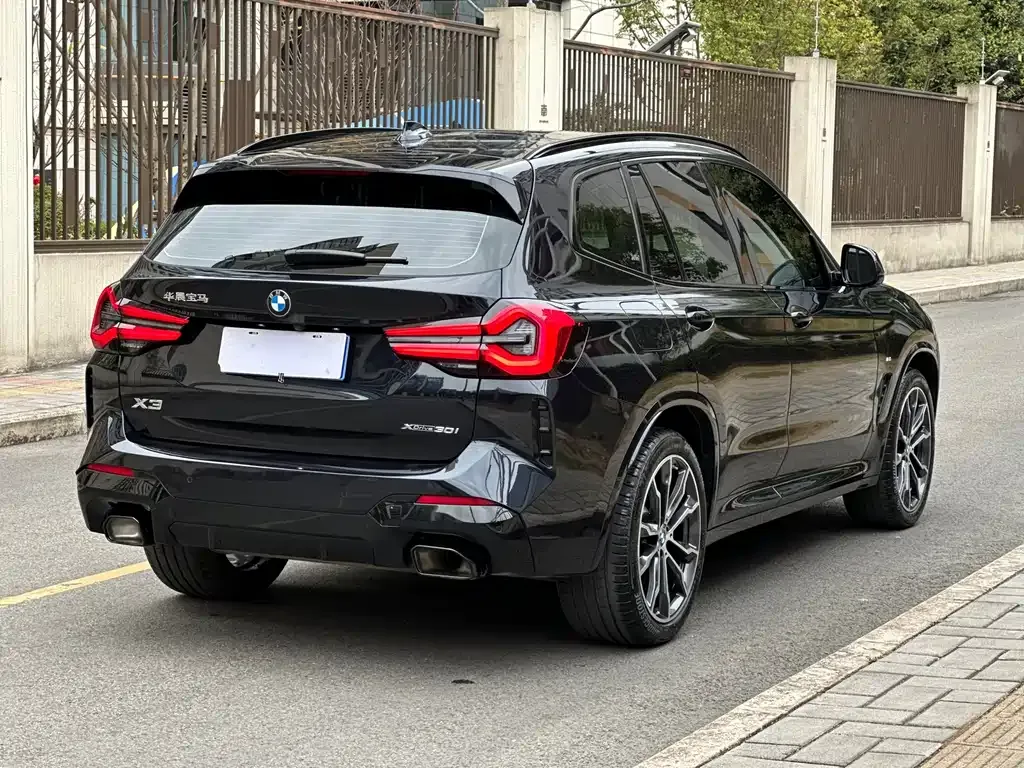 BMW X3 — фото 6