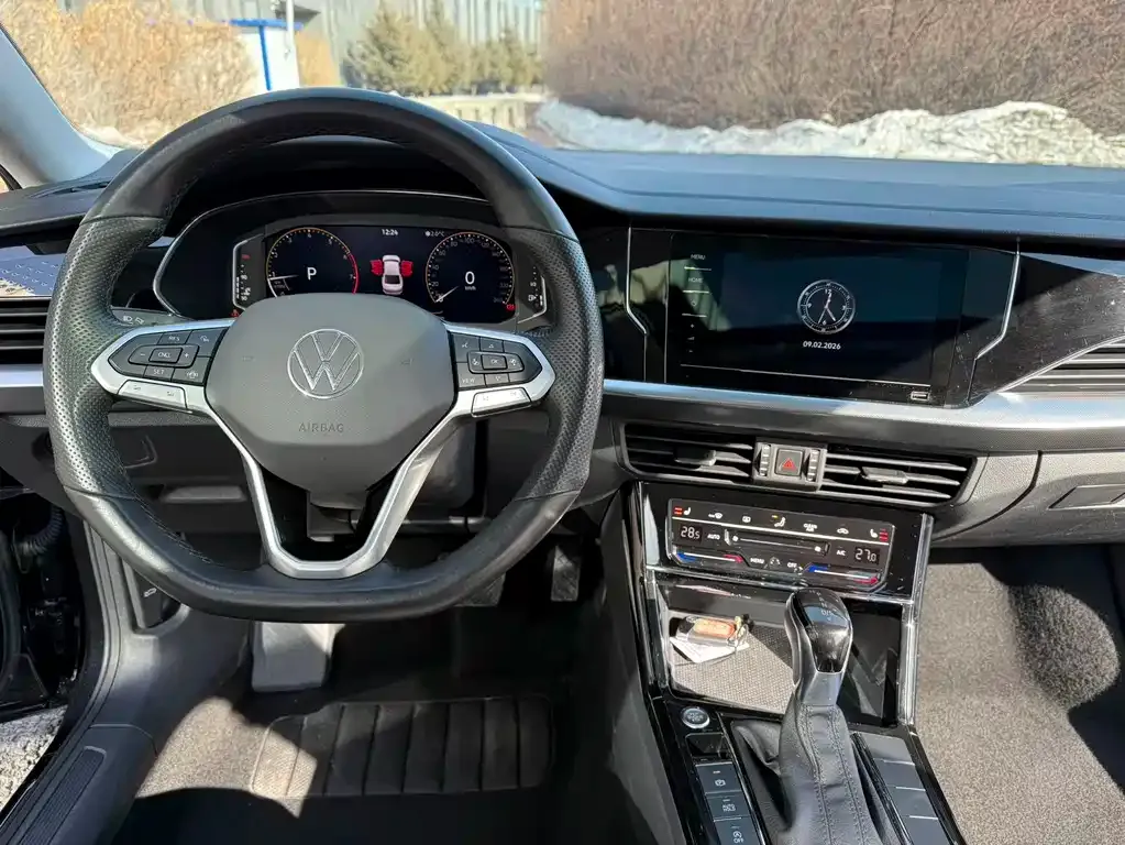 Volkswagen Passat — фото 7