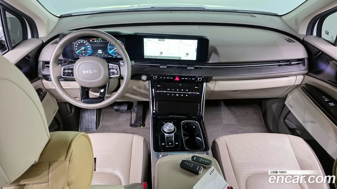 Kia Carnival — фото 10