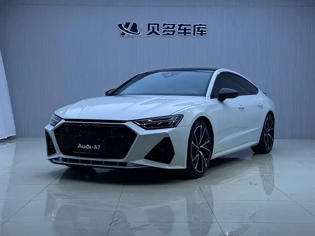 Audi A7 — фото 1