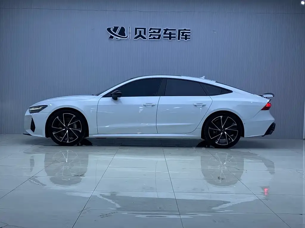 Audi A7 — фото 5