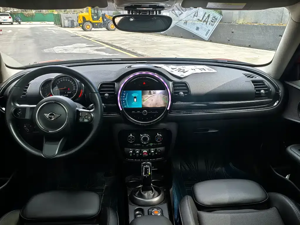 MINI Clubman — фото 3