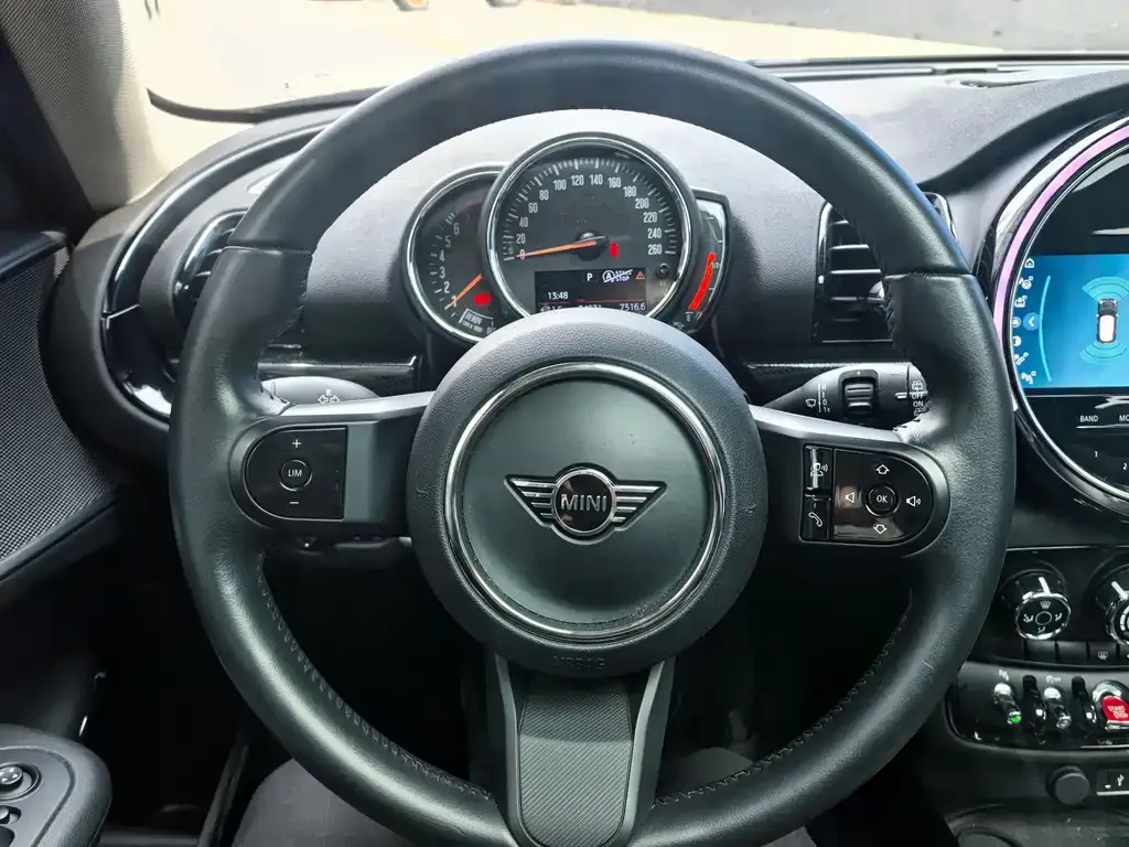 MINI Clubman — фото 9