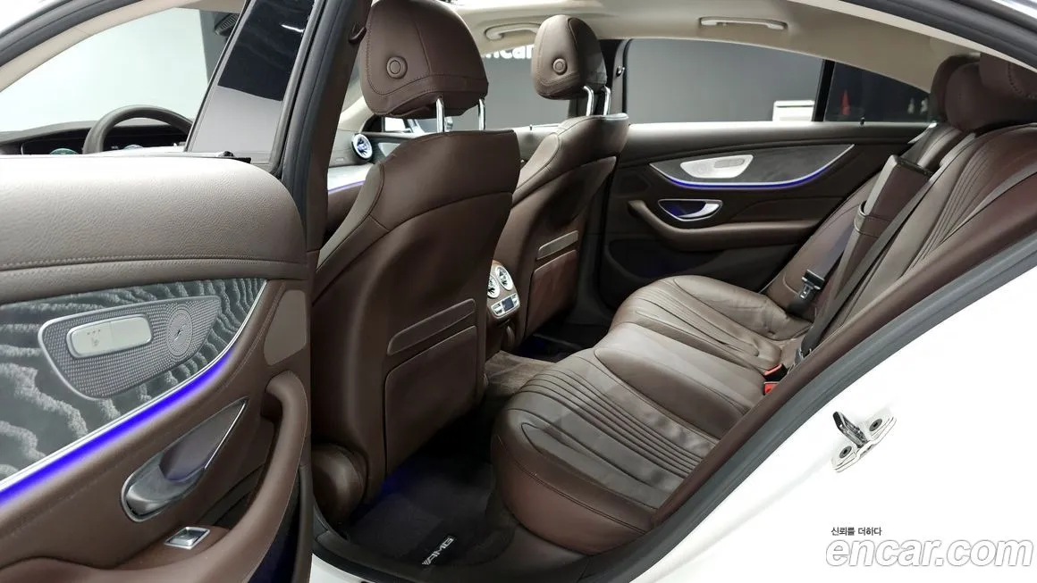 Mercedes-Benz CLS-Class — фото 10