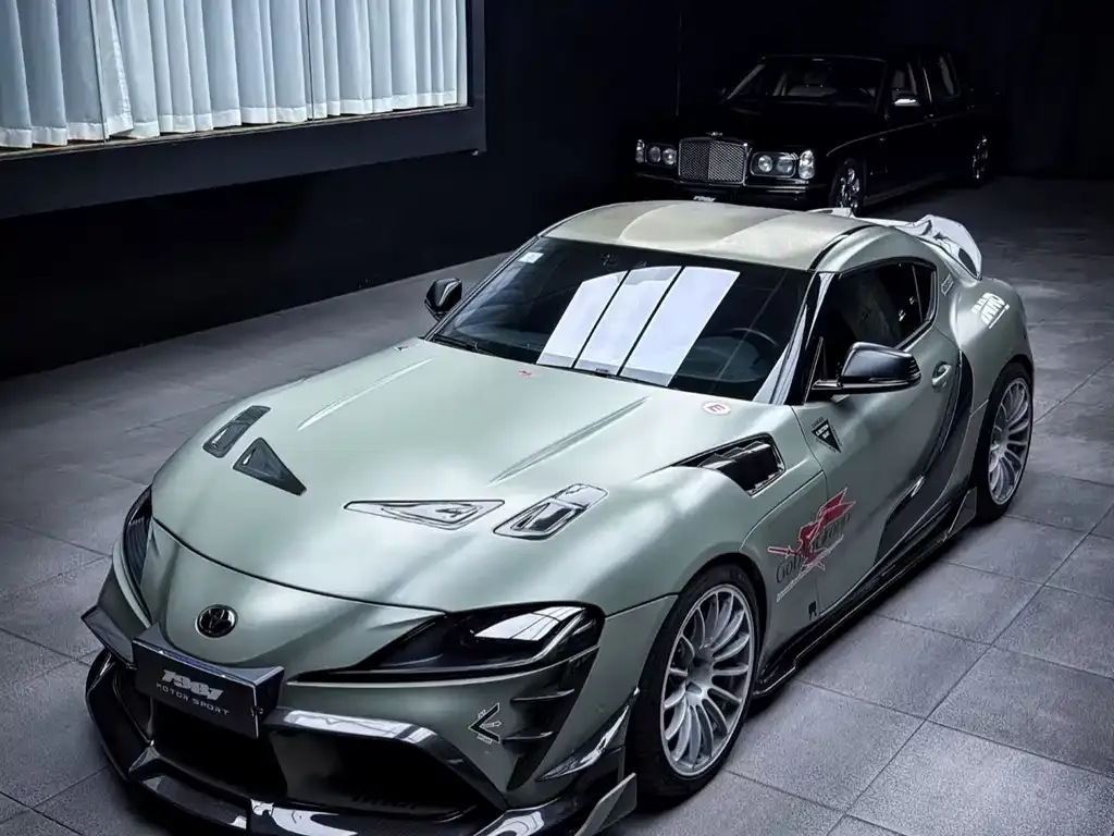 Toyota Supra — фото 1