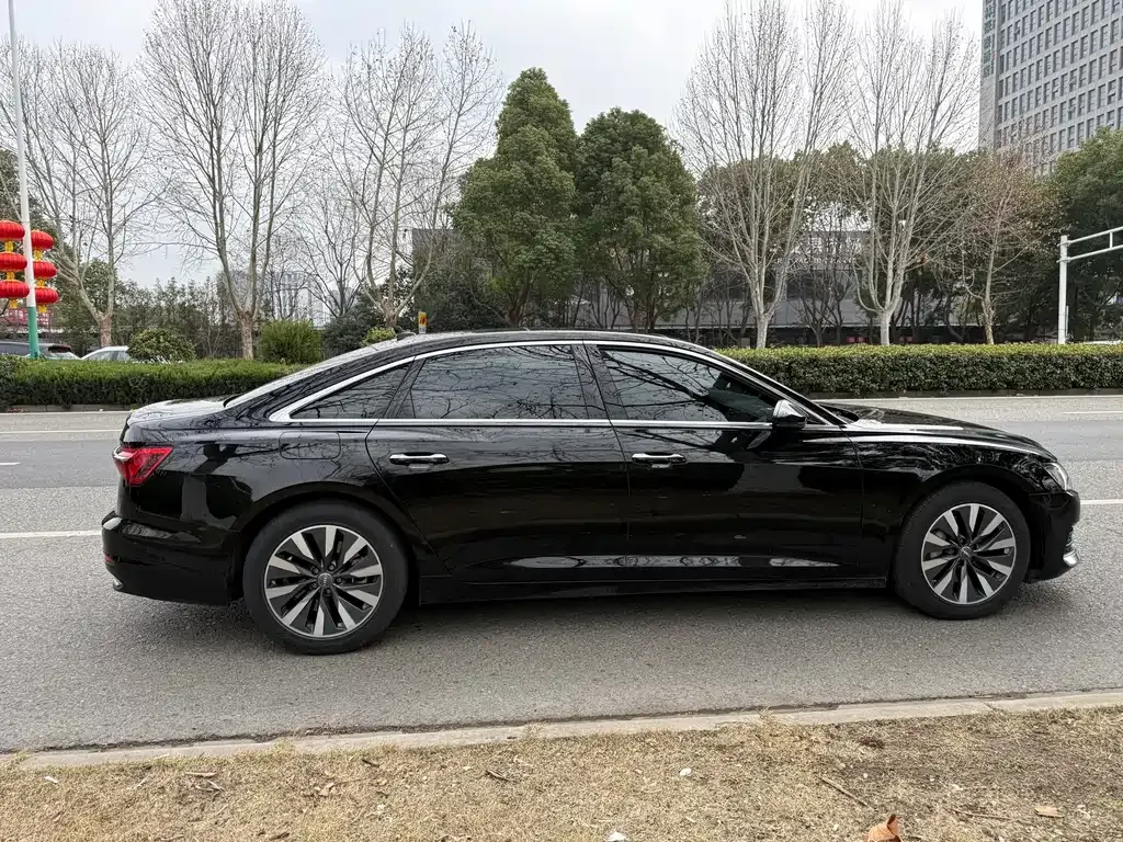 Audi A6L — фото 3