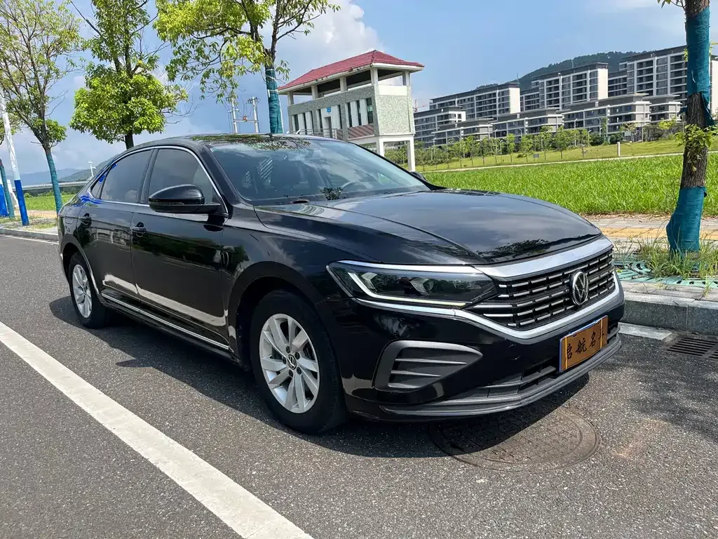 Volkswagen Passat — фото 10