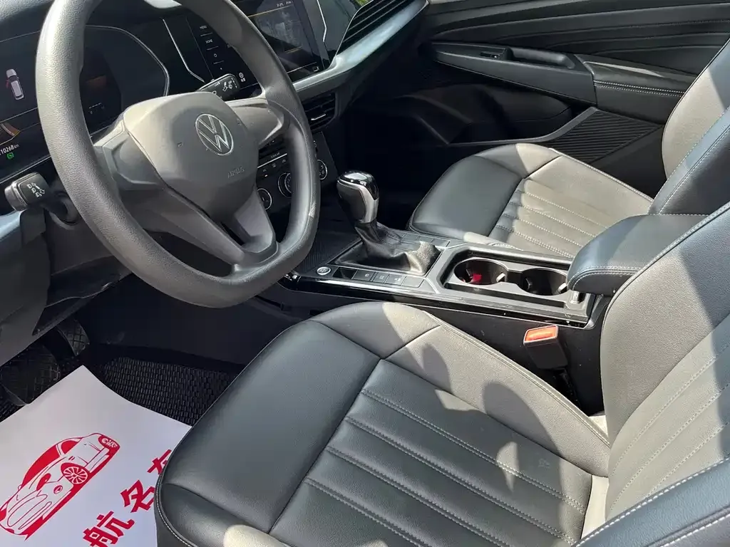 Volkswagen Passat — фото 5