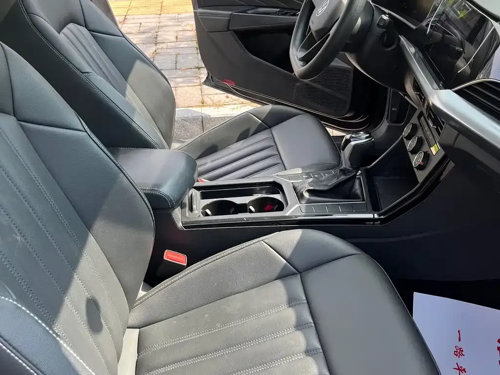 Volkswagen Passat — фото 3
