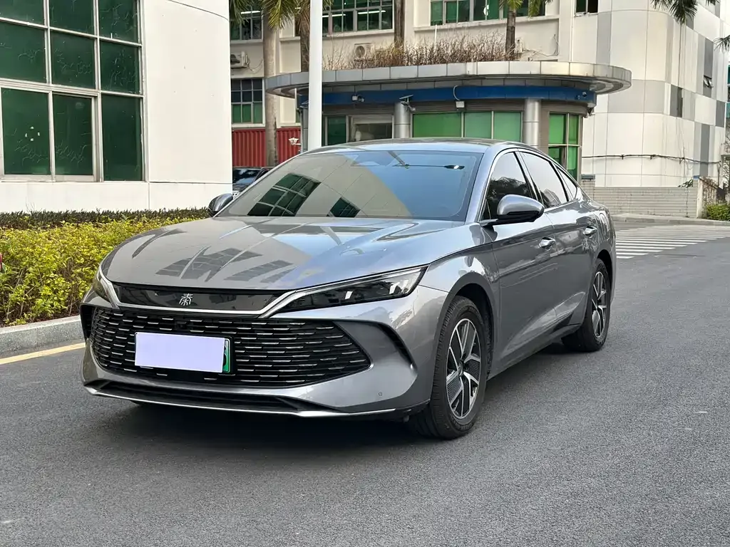 BYD Qin L — фото 1
