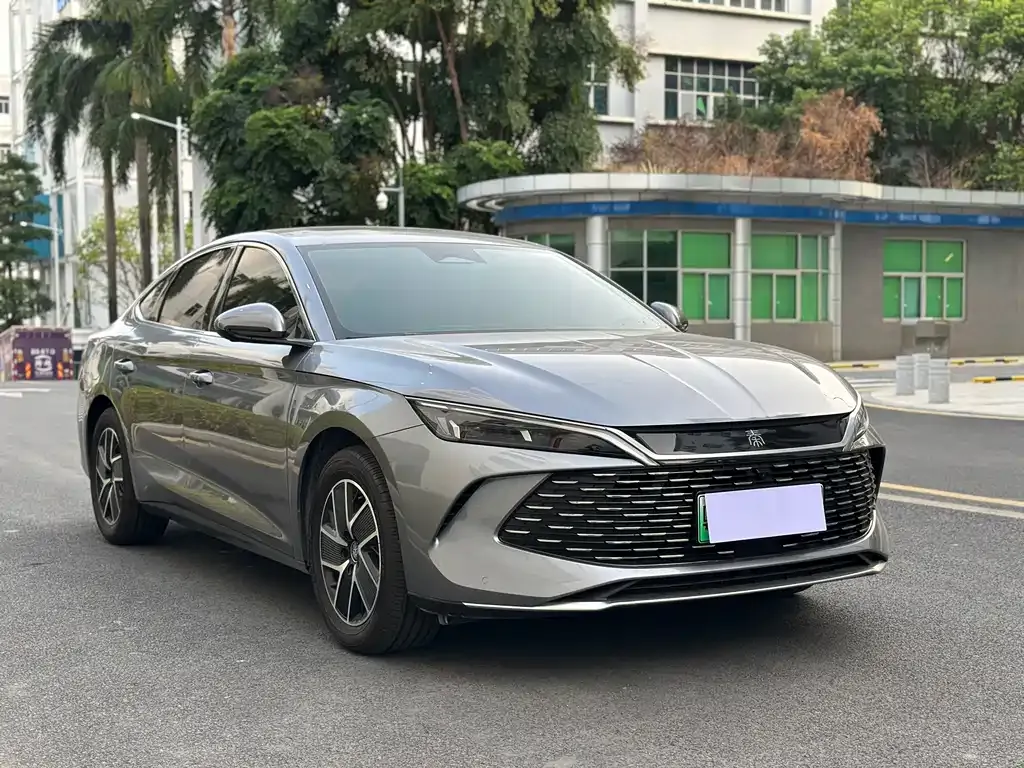 BYD Qin L — фото 4