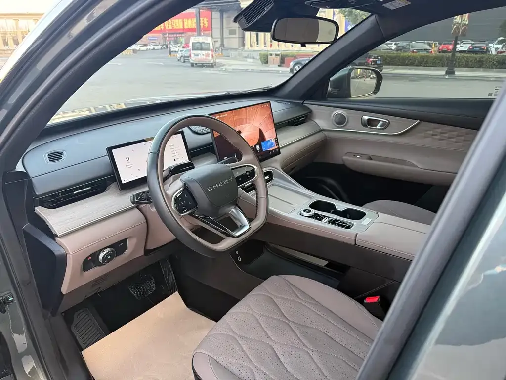 Chery Tiggo 8 PLUS — фото 3