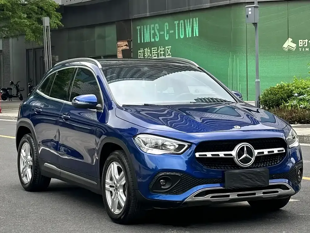 Mercedes-Benz GLA — фото 9