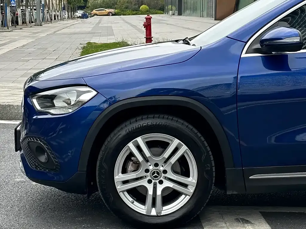 Mercedes-Benz GLA — фото 5
