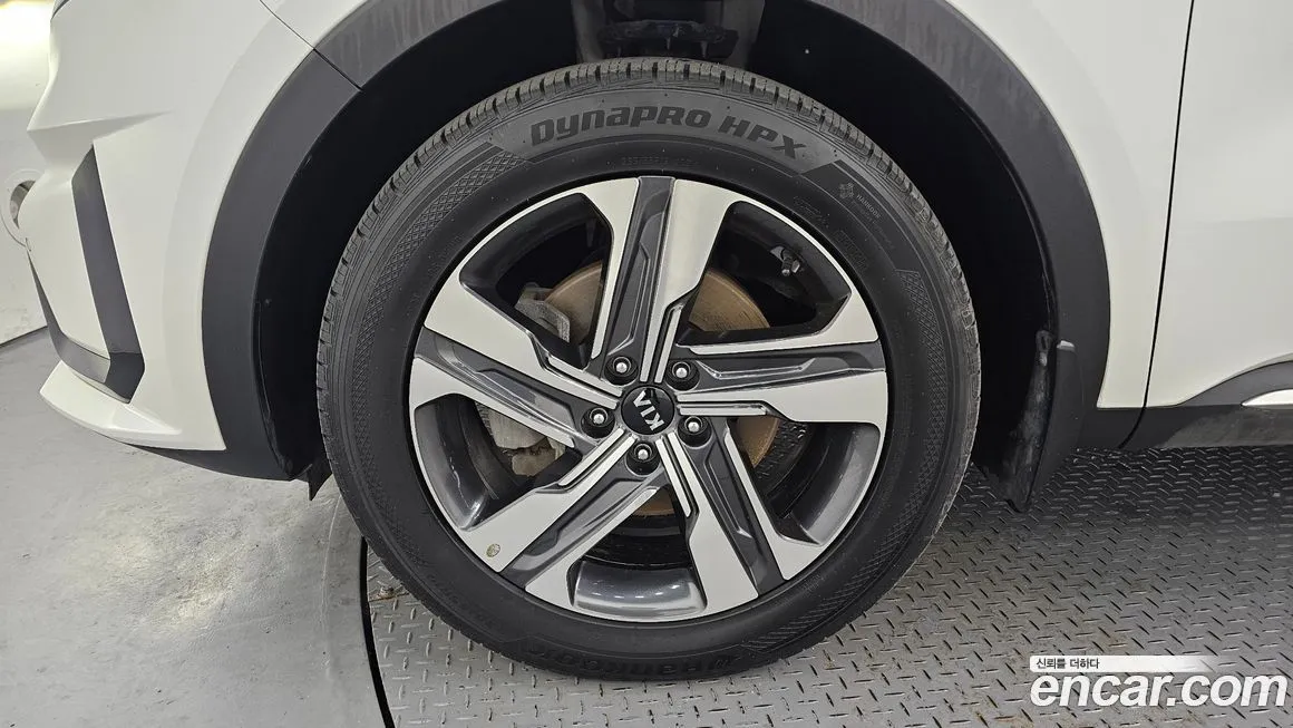 Kia Sorento — фото 9
