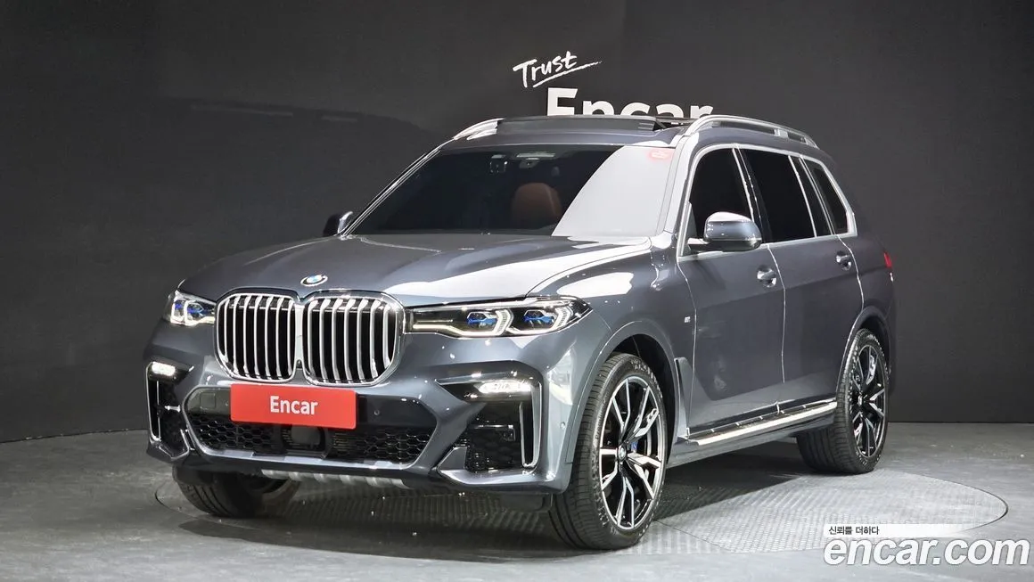 BMW X7 — фото 1