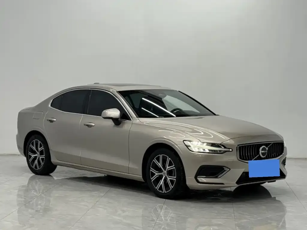 Volvo S60 — фото 3