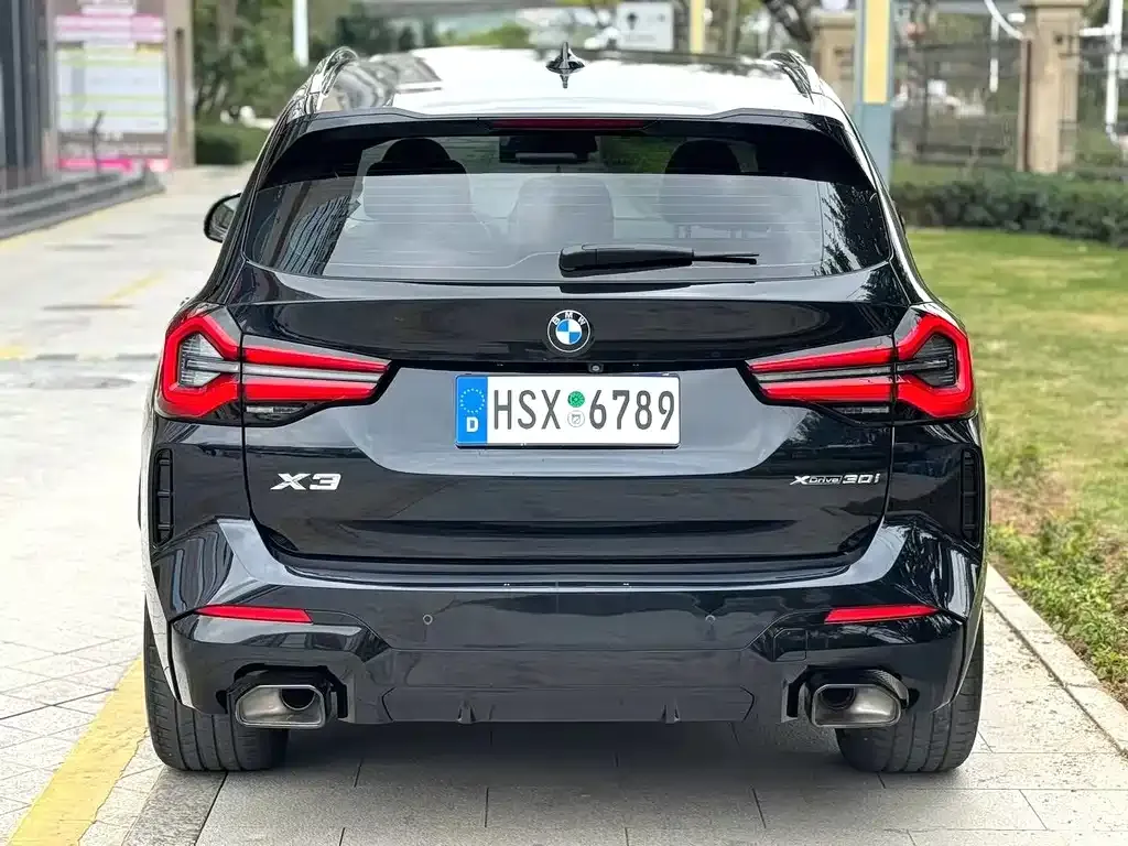 BMW X3 — фото 8