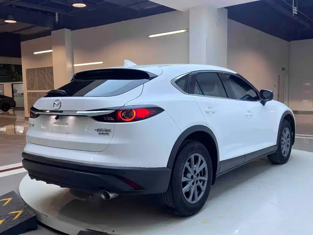 Mazda CX-4 — фото 9