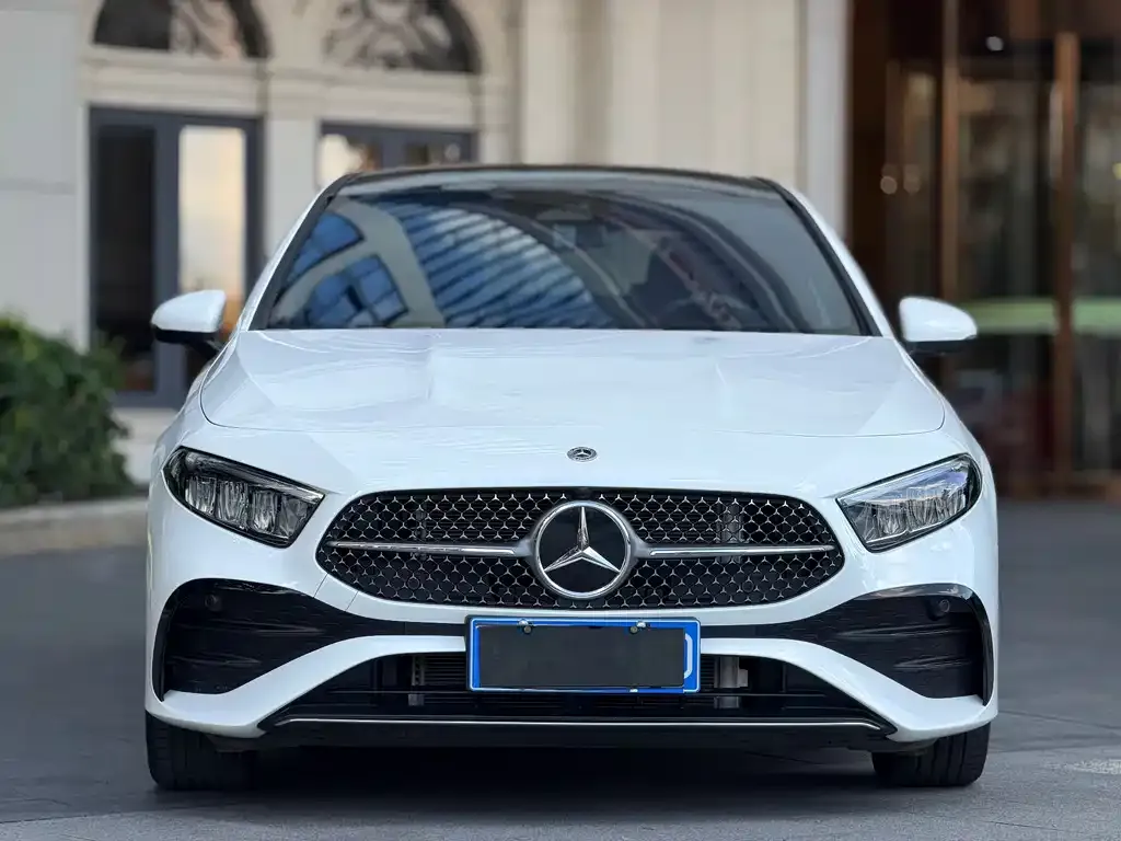 Mercedes-Benz A-Class — фото 9