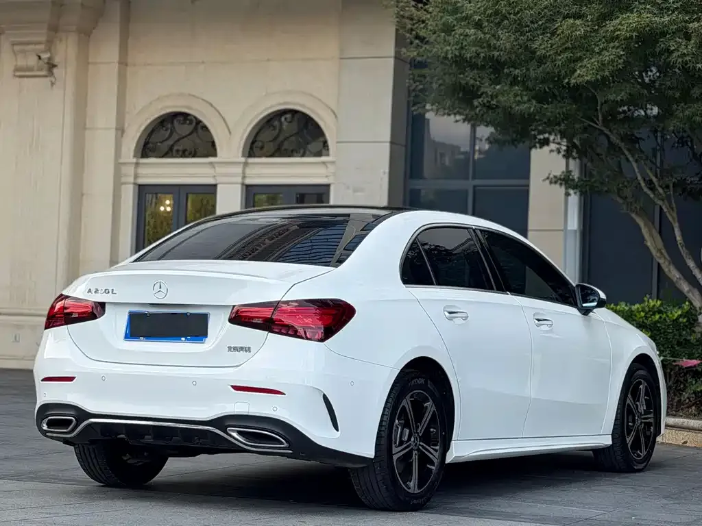 Mercedes-Benz A-Class — фото 8