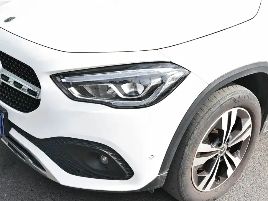 Mercedes-Benz GLA — фото 5