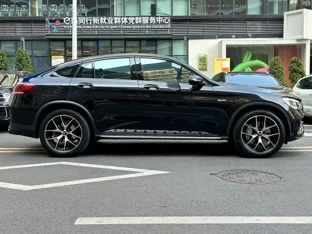 Mercedes-Benz GLC Coupe AMG — фото 10