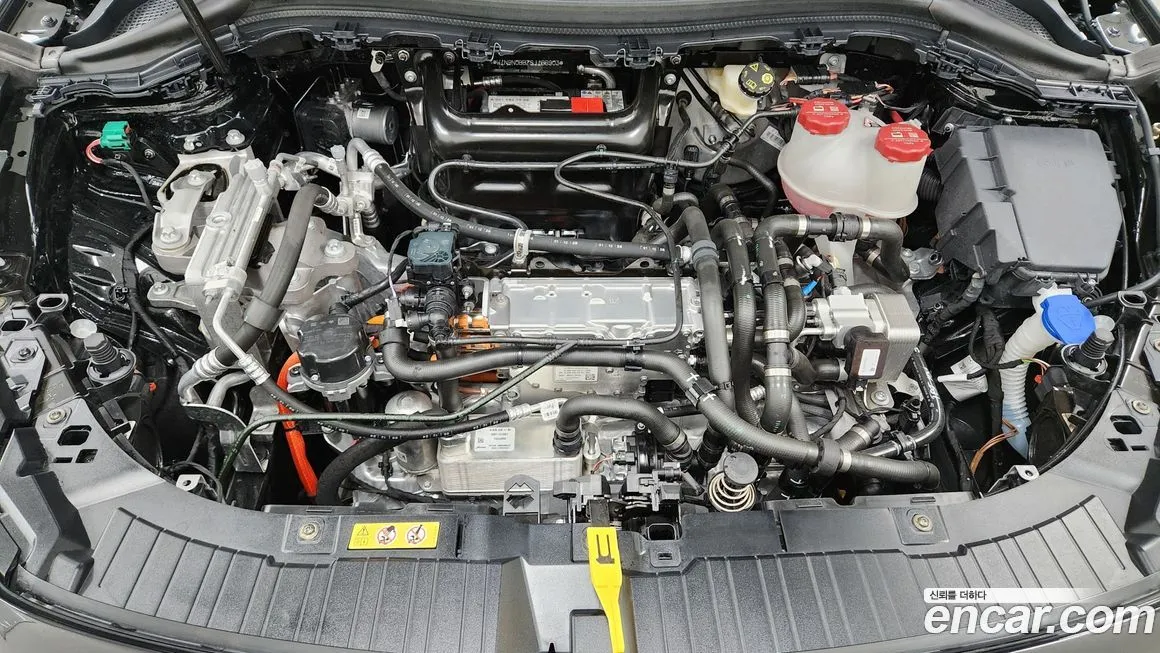 Mercedes-Benz EQA — фото 6