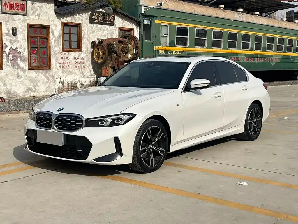 BMW 3 Series — фото 1