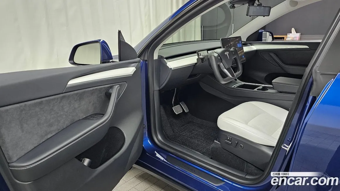 Tesla Model Y — фото 5
