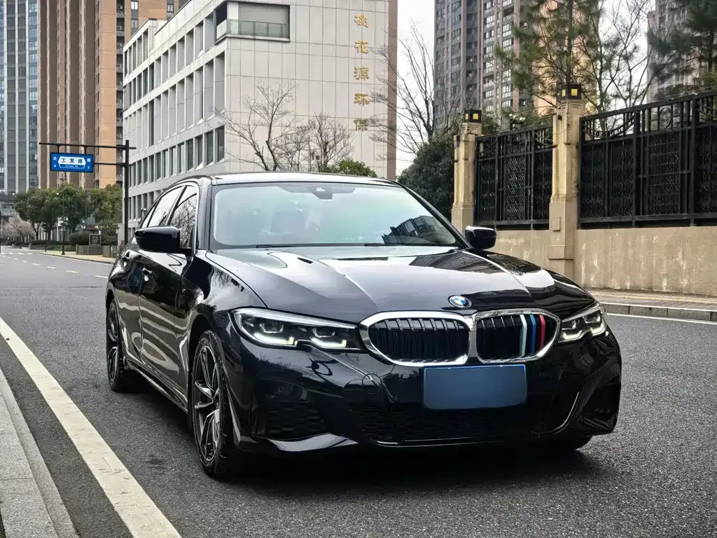 BMW 3 Series — фото 4
