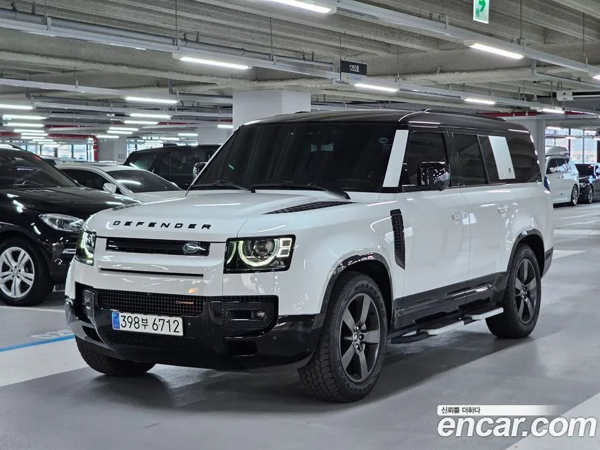 Land Rover Defender — фото 1