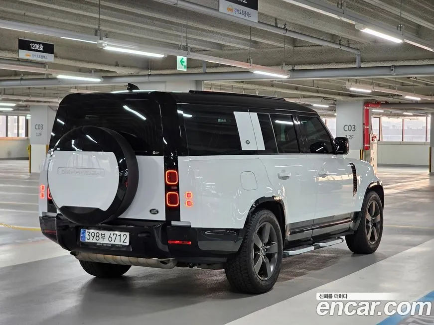 Land Rover Defender — фото 6