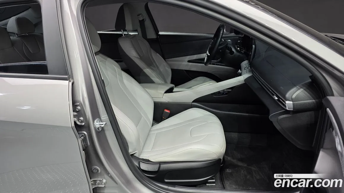 Hyundai AVANTE — фото 2