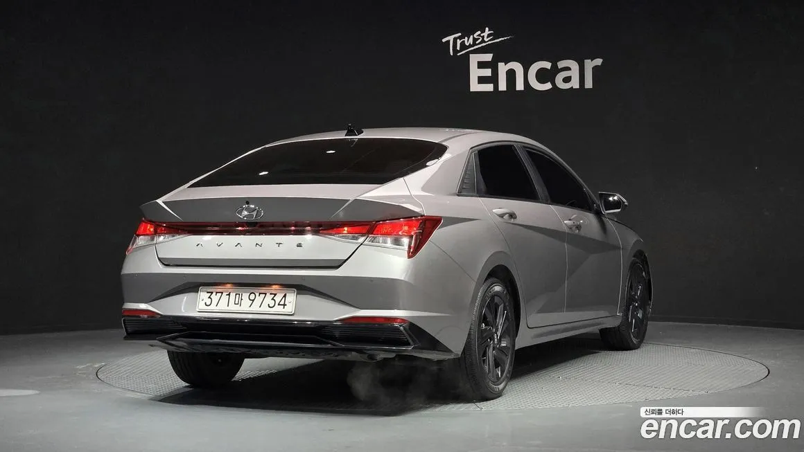 Hyundai AVANTE — фото 8