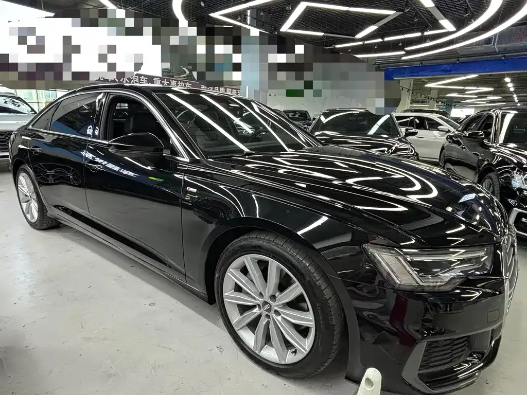 Audi A6L — фото 10