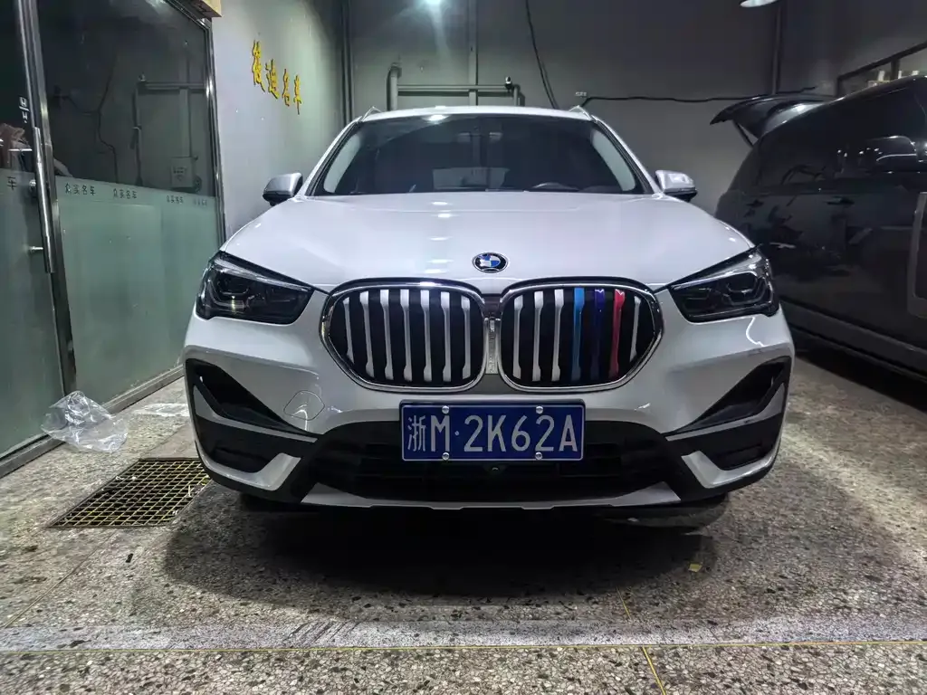 BMW X1 — фото 3